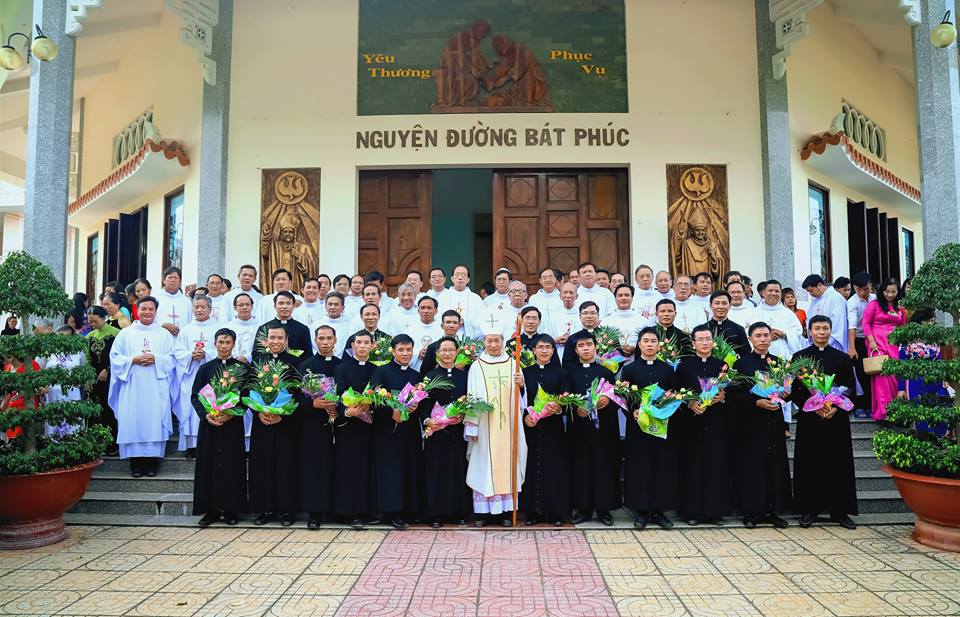 Thánh Lễ Tuyên Lời Cam Kết Tu Đoàn Anh Em Bác Ái Xã Hội